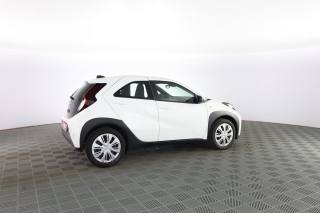 TOYOTA Aygo X usata 2