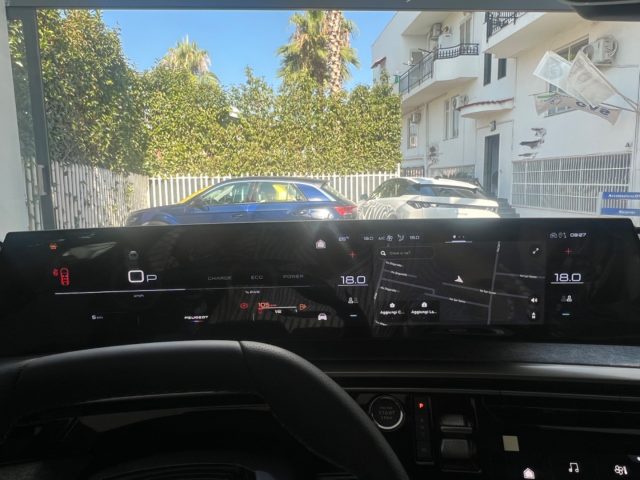PEUGEOT 3008 usata, con Climatizzatore