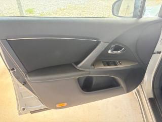 TOYOTA Avensis usata 39