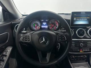 MERCEDES-BENZ CLA 180 usata, con Chiusura centralizzata