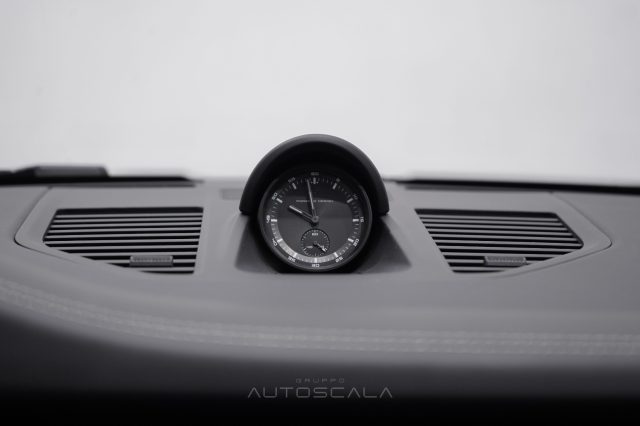 PORSCHE 911 usata, con Sospensioni pneumatiche