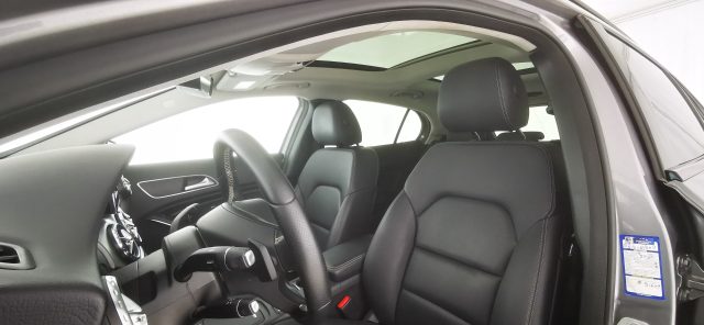 MERCEDES-BENZ GLA 200 usata 57