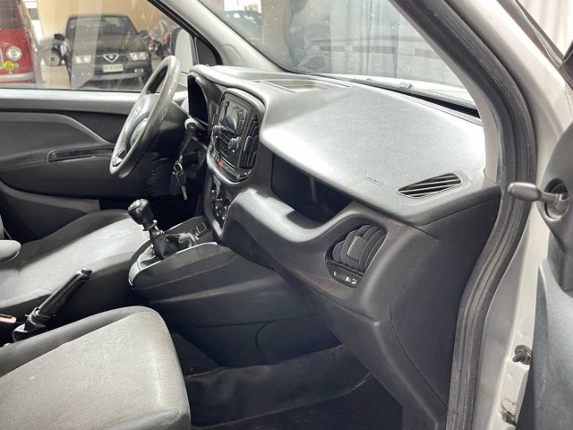 FIAT Doblo usata, con Specchietti laterali elettrici