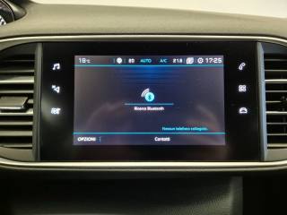PEUGEOT 308 usata, con Fari LED