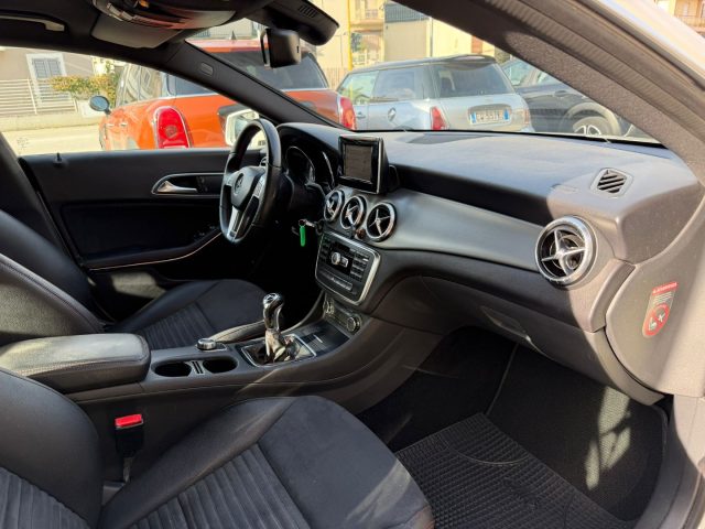 MERCEDES-BENZ CLA 200 usata, con Autoradio
