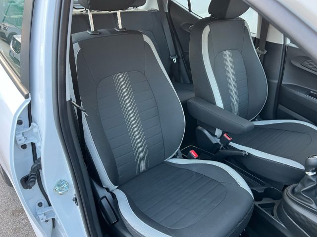HYUNDAI i10 usata 30