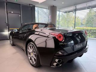 FERRARI California usata, con Tettuccio apribile