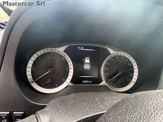 NISSAN Navara usata, con Fari di profondità antiabbagliamento