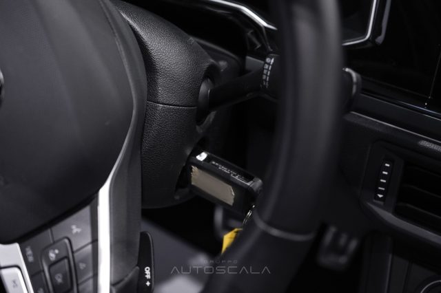 VOLKSWAGEN Taigo usata, con Controllo elettronico della corsia