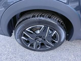 PEUGEOT 5008 usata, con MP3