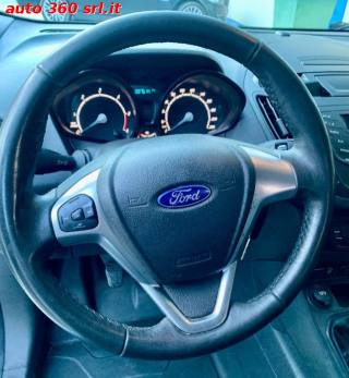 FORD Transit Courier usata, con Controllo trazione