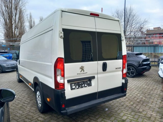 PEUGEOT Boxer usata, con Boardcomputer