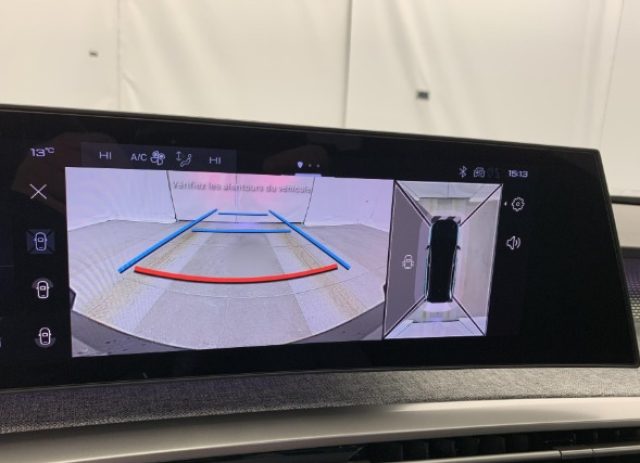 PEUGEOT 5008 usata, con Park Distance Control