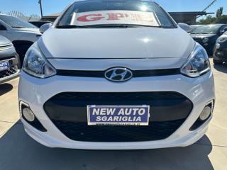 HYUNDAI i10 usata 28