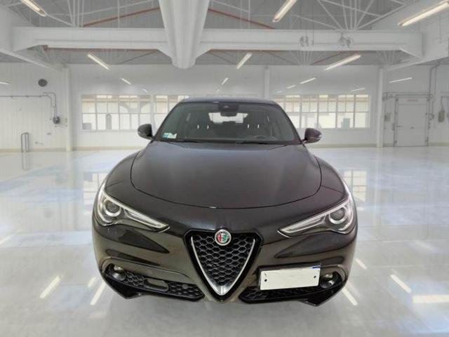 ALFA ROMEO Stelvio usata, con Autoradio