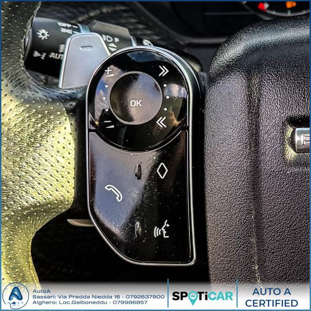 LAND ROVER Range Rover Velar usata, con Sedile posteriore sdoppiato