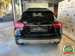 MERCEDES-BENZ GLA 200 usata, con Boardcomputer