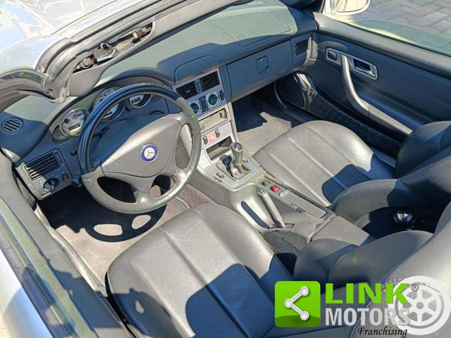 MERCEDES-BENZ SLK 200 usata, con Volante in pelle
