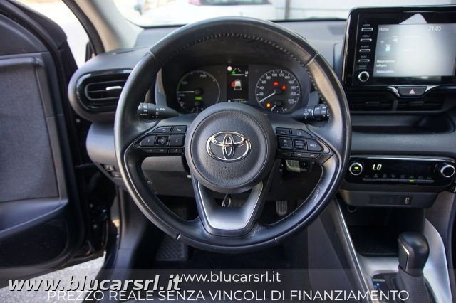 TOYOTA Yaris usata 8