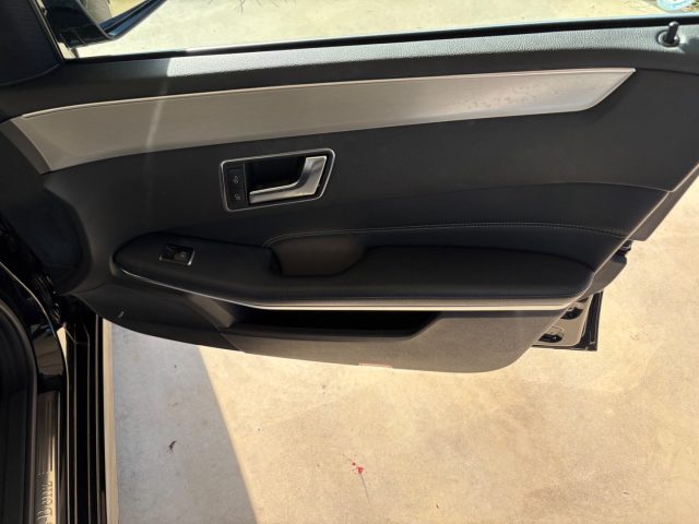 MERCEDES-BENZ E 200 usata, con Sistema di avviso di distanza