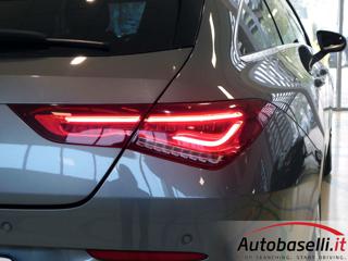 MERCEDES-BENZ CLA 200 usata, con Leve al volante