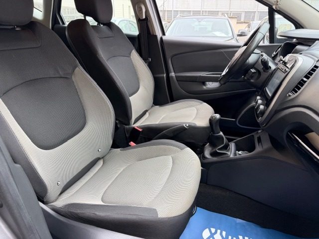 RENAULT Captur usata, con Cruise Control