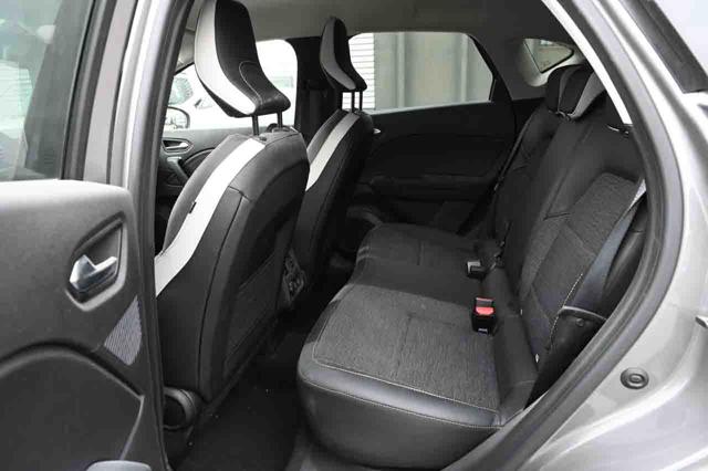 RENAULT Captur usata, con Controllo automatico clima