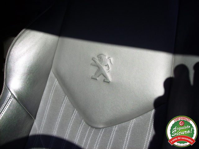 PEUGEOT RCZ usata, con Climatizzatore