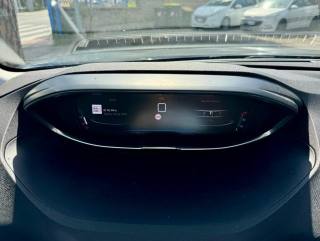 PEUGEOT 3008 usata, con Volante in pelle