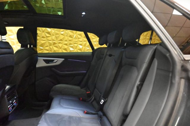 AUDI Q8 usata 31