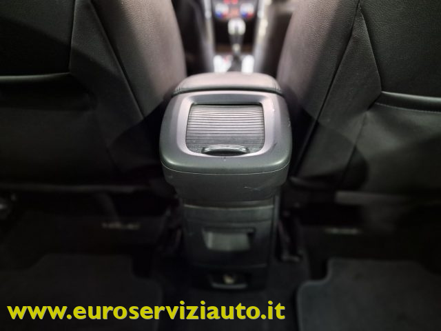 OPEL Zafira Tourer usata, con Sedile posteriore sdoppiato