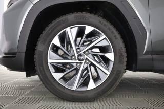 HYUNDAI Tucson usata 8