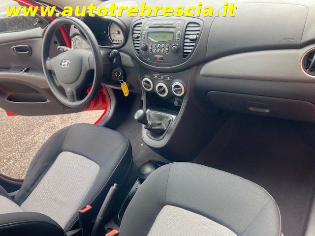 HYUNDAI i10 usata 10