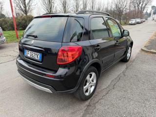 SUZUKI SX4 usata, con Autoradio