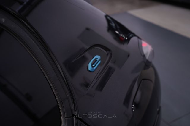 PEUGEOT 208 usata, con Telecamera per parcheggio assistito