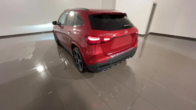 MERCEDES-BENZ GLA 200 usata, con Autoradio