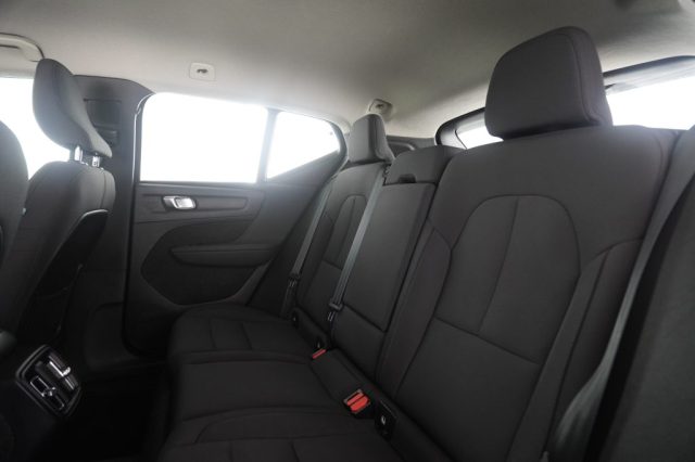 VOLVO XC40 usata 9