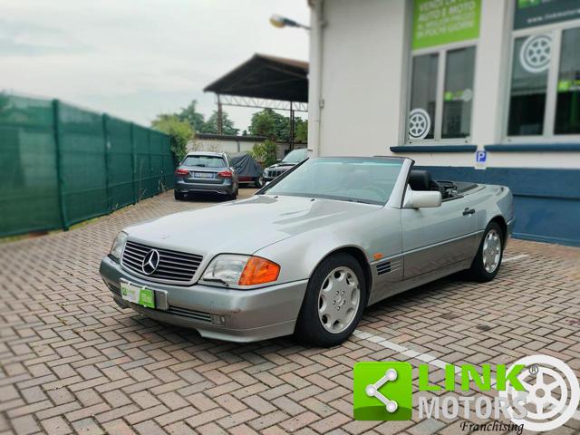 MERCEDES-BENZ SL 300 usata, con Alzacristalli elettrici