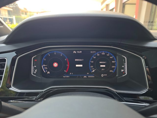 VOLKSWAGEN Taigo usata, con Frenata d