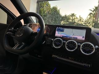 MERCEDES-BENZ GLA 200 usata, con Sensori di parcheggio posteriori
