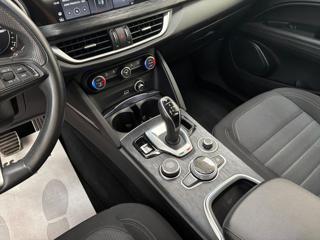 ALFA ROMEO Stelvio usata, con Controllo automatico clima