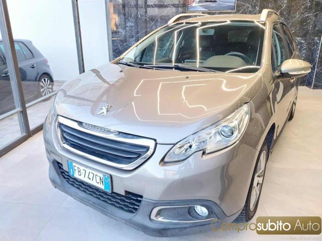PEUGEOT 2008 usata, con Airbag