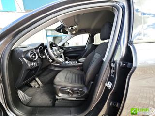 ALFA ROMEO Stelvio usata, con Fari Xenon
