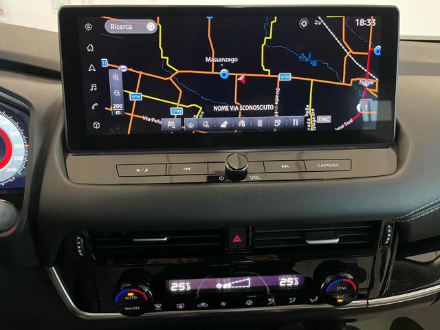 NISSAN Qashqai usata, con Fari LED