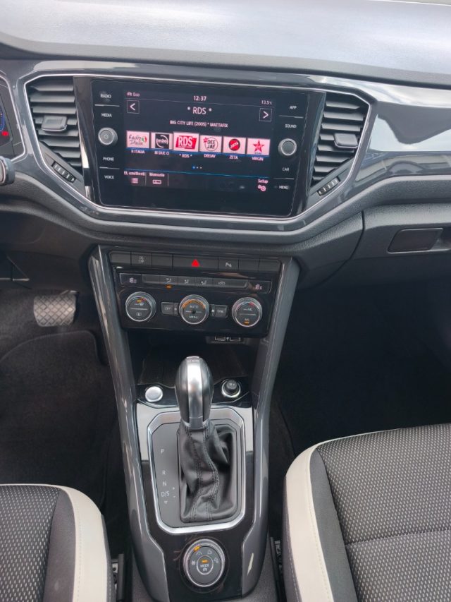 VOLKSWAGEN T-Roc usata, con Controllo automatico clima