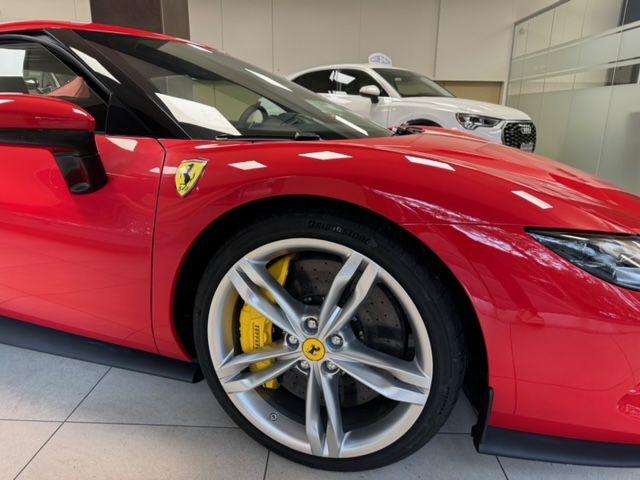 FERRARI 296 usata, con Alzacristalli elettrici