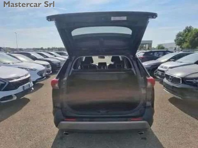 TOYOTA RAV 4 usata, con Autoradio