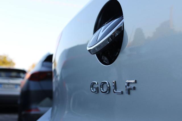 VOLKSWAGEN Golf usata, con Climatizzatore