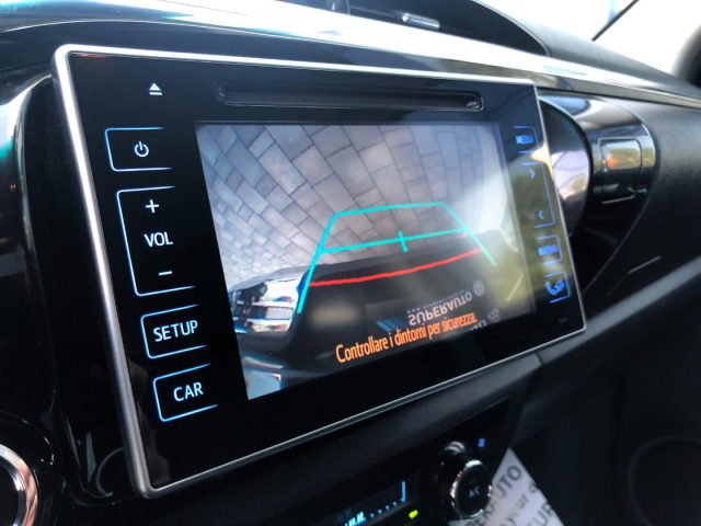 TOYOTA Hilux usata, con Specchietti laterali elettrici