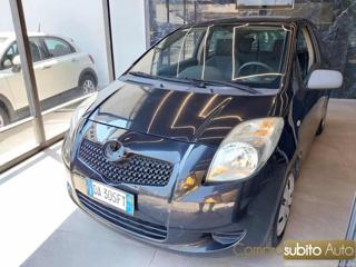 TOYOTA Yaris usata, con Airbag